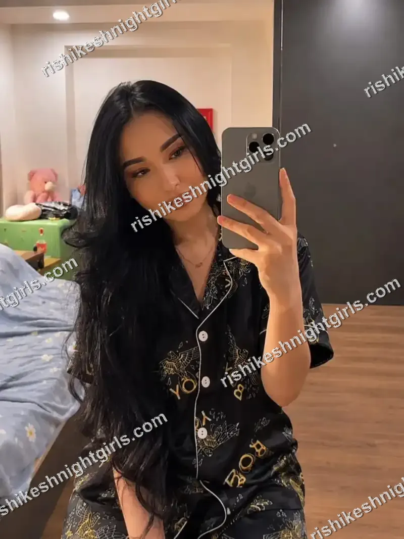 Roshni - VIP Independent Escort in Shivpuri