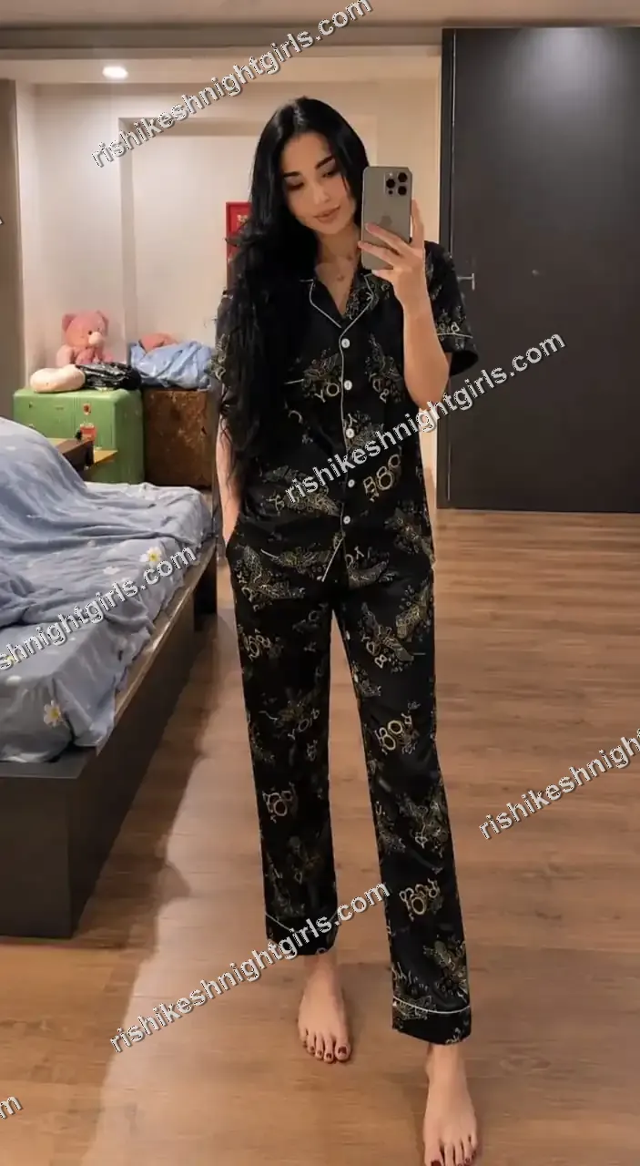 Roshni - High-Profile Call Girl near Rishikesh 5-Star Hotels